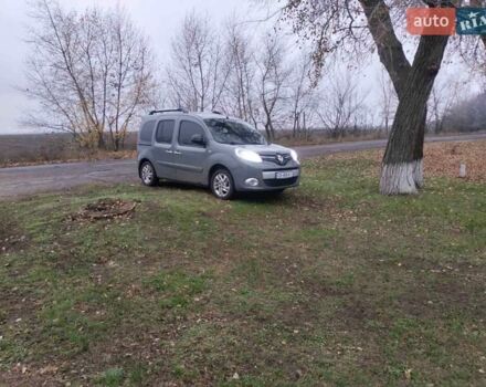 Серый Рено Кенгу, объемом двигателя 1.5 л и пробегом 222 тыс. км за 10500 $, фото 3 на Automoto.ua