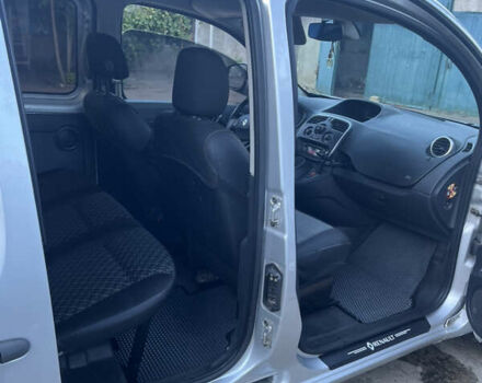 Рено Кенгу 2014 в Одессе на Automoto.ua Серый Рено Кенгу, объемом двигателя 1.46 л и пробегом 200 тыс. км за 9800 $, фото 6 на Automoto.ua