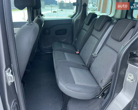 Серый Рено Кенгу, объемом двигателя 1.5 л и пробегом 226 тыс. км за 11400 $, фото 34 на Automoto.ua