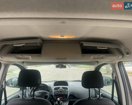 Серый Рено Кенгу, объемом двигателя 1.5 л и пробегом 225 тыс. км за 11700 $, фото 36 на Automoto.ua