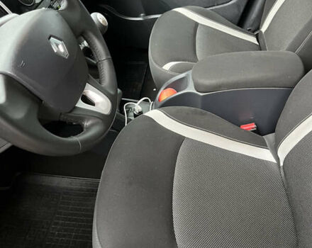 Серый Рено Кенгу, объемом двигателя 1.5 л и пробегом 200 тыс. км за 12700 $, фото 18 на Automoto.ua