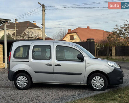 Серый Рено Кенгу, объемом двигателя 1.5 л и пробегом 163 тыс. км за 9600 $, фото 6 на Automoto.ua