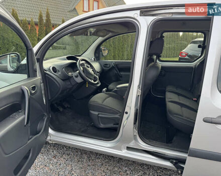 Серый Рено Кенгу, объемом двигателя 1.5 л и пробегом 163 тыс. км за 9600 $, фото 8 на Automoto.ua