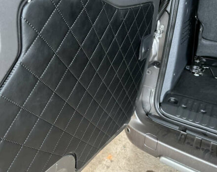 Серый Рено Кенгу, объемом двигателя 1.5 л и пробегом 200 тыс. км за 12700 $, фото 23 на Automoto.ua