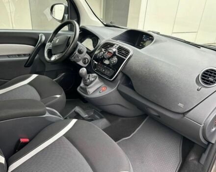 Серый Рено Кенгу, объемом двигателя 1.5 л и пробегом 140 тыс. км за 6400 $, фото 14 на Automoto.ua