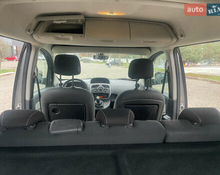 Серый Рено Кенгу, объемом двигателя 1.5 л и пробегом 225 тыс. км за 11700 $, фото 35 на Automoto.ua