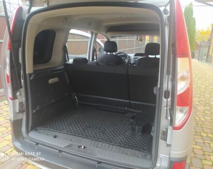 Серый Рено Кенгу, объемом двигателя 1.5 л и пробегом 223 тыс. км за 255 $, фото 7 на Automoto.ua