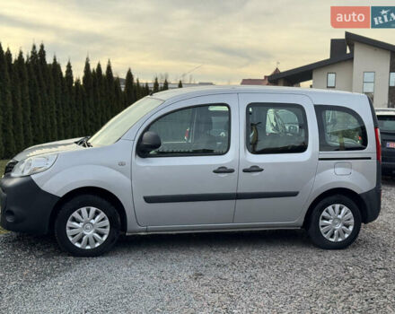 Серый Рено Кенгу, объемом двигателя 1.5 л и пробегом 163 тыс. км за 9600 $, фото 3 на Automoto.ua