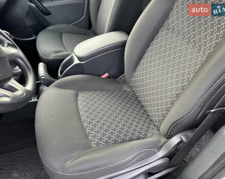 Серый Рено Кенгу, объемом двигателя 1.5 л и пробегом 163 тыс. км за 9600 $, фото 10 на Automoto.ua