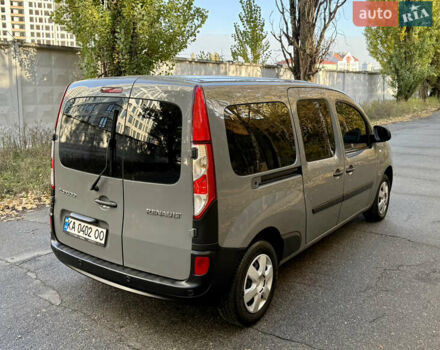 Рено Кєнгу 2014 у Києві на Automoto.ua Сірий Рено Кєнгу, об'ємом двигуна 1.46 л та пробігом 260 тис. км за 12700 $, фото 10 на Automoto.ua