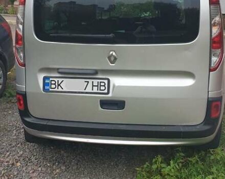 Сірий Рено Кєнгу, об'ємом двигуна 1.5 л та пробігом 182 тис. км за 9800 $, фото 2 на Automoto.ua