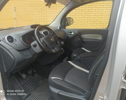 Серый Рено Кенгу, объемом двигателя 1.5 л и пробегом 223 тыс. км за 255 $, фото 6 на Automoto.ua