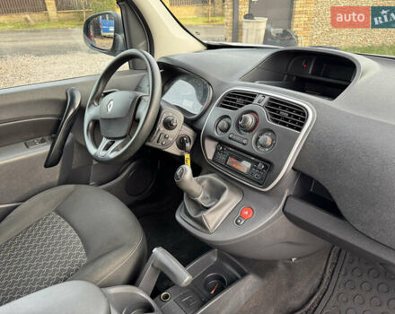 Серый Рено Кенгу, объемом двигателя 1.5 л и пробегом 163 тыс. км за 9600 $, фото 20 на Automoto.ua