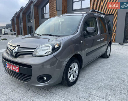 Серый Рено Кенгу, объемом двигателя 1.5 л и пробегом 226 тыс. км за 11400 $, фото 12 на Automoto.ua