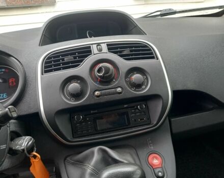 Серый Рено Кенгу, объемом двигателя 0 л и пробегом 120 тыс. км за 1500 $, фото 7 на Automoto.ua