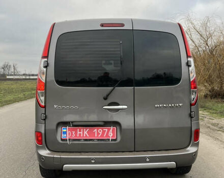 Серый Рено Кенгу, объемом двигателя 1.5 л и пробегом 200 тыс. км за 12700 $, фото 12 на Automoto.ua