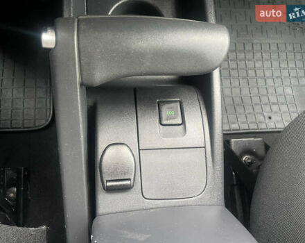 Серый Рено Кенгу, объемом двигателя 1.5 л и пробегом 225 тыс. км за 11700 $, фото 25 на Automoto.ua