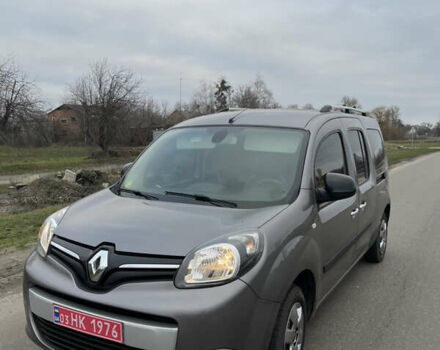 Серый Рено Кенгу, объемом двигателя 1.5 л и пробегом 200 тыс. км за 12700 $, фото 4 на Automoto.ua