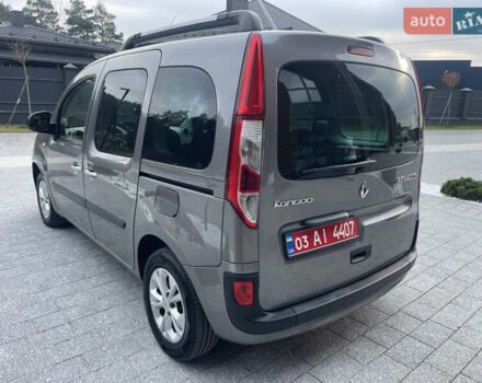 Серый Рено Кенгу, объемом двигателя 1.5 л и пробегом 226 тыс. км за 11400 $, фото 8 на Automoto.ua