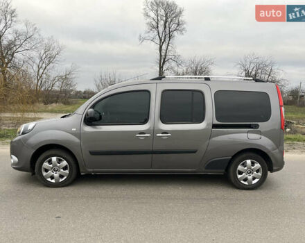 Серый Рено Кенгу, объемом двигателя 1.5 л и пробегом 200 тыс. км за 12700 $, фото 16 на Automoto.ua