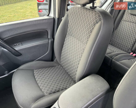 Серый Рено Кенгу, объемом двигателя 1.5 л и пробегом 163 тыс. км за 9600 $, фото 11 на Automoto.ua