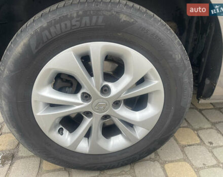 Серый Рено Кенгу, объемом двигателя 1.5 л и пробегом 225 тыс. км за 11700 $, фото 46 на Automoto.ua