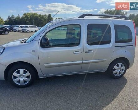 Сірий Рено Кєнгу, об'ємом двигуна 1.5 л та пробігом 185 тис. км за 12200 $, фото 4 на Automoto.ua