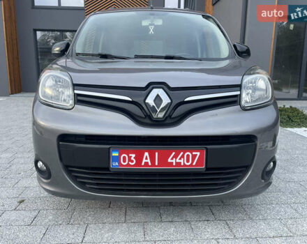 Серый Рено Кенгу, объемом двигателя 1.5 л и пробегом 226 тыс. км за 11400 $, фото 14 на Automoto.ua