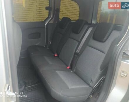 Серый Рено Кенгу, объемом двигателя 1.46 л и пробегом 223 тыс. км за 10770 $, фото 5 на Automoto.ua