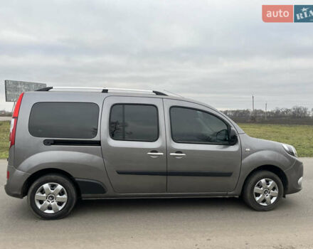 Серый Рено Кенгу, объемом двигателя 1.5 л и пробегом 200 тыс. км за 12700 $, фото 9 на Automoto.ua