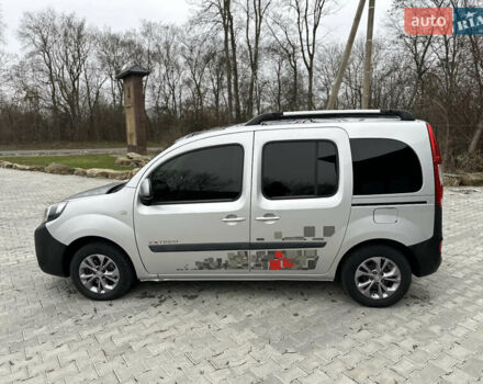 Сірий Рено Кєнгу, об'ємом двигуна 1.5 л та пробігом 264 тис. км за 12800 $, фото 4 на Automoto.ua