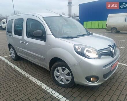 Серый Рено Кенгу, объемом двигателя 1.5 л и пробегом 172 тыс. км за 10200 $, фото 6 на Automoto.ua