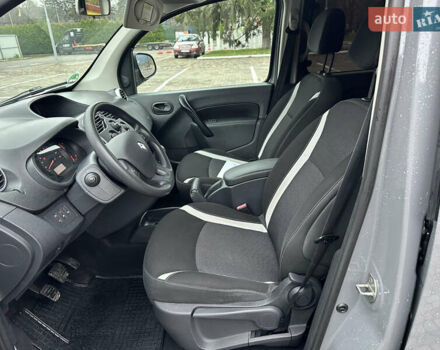 Сірий Рено Кєнгу, об'ємом двигуна 1.5 л та пробігом 179 тис. км за 12999 $, фото 7 на Automoto.ua