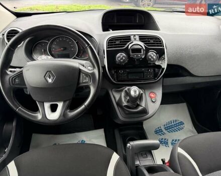 Сірий Рено Кєнгу, об'ємом двигуна 1.5 л та пробігом 241 тис. км за 12500 $, фото 29 на Automoto.ua