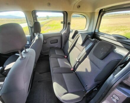 Серый Рено Кенгу, объемом двигателя 1.2 л и пробегом 173 тыс. км за 5700 $, фото 14 на Automoto.ua