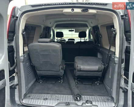 Сірий Рено Кєнгу, об'ємом двигуна 1.5 л та пробігом 179 тис. км за 12999 $, фото 16 на Automoto.ua