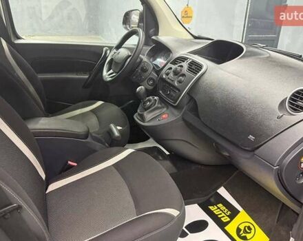 Серый Рено Кенгу, объемом двигателя 1.46 л и пробегом 271 тыс. км за 14450 $, фото 14 на Automoto.ua