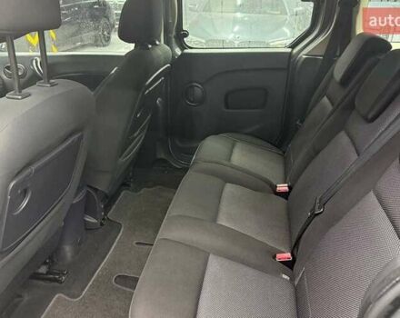 Серый Рено Кенгу, объемом двигателя 1.46 л и пробегом 271 тыс. км за 14450 $, фото 15 на Automoto.ua