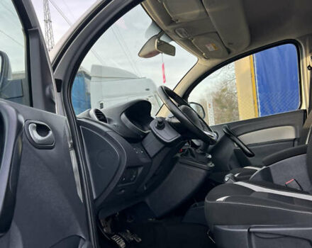 Серый Рено Кенгу, объемом двигателя 1.5 л и пробегом 189 тыс. км за 10900 $, фото 39 на Automoto.ua