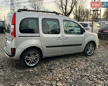 Серый Рено Кенгу, объемом двигателя 1.5 л и пробегом 189 тыс. км за 10900 $, фото 22 на Automoto.ua