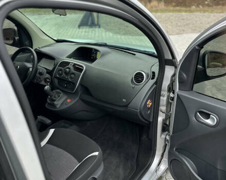 Сірий Рено Кєнгу, об'ємом двигуна 1.5 л та пробігом 264 тис. км за 12800 $, фото 11 на Automoto.ua