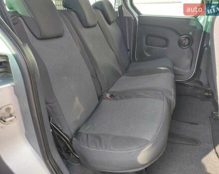 Серый Рено Кенгу, объемом двигателя 1.2 л и пробегом 123 тыс. км за 10200 $, фото 2 на Automoto.ua