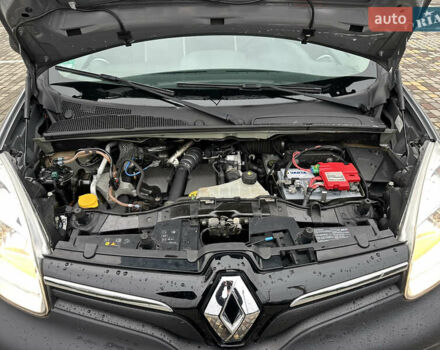 Сірий Рено Кєнгу, об'ємом двигуна 1.5 л та пробігом 179 тис. км за 12999 $, фото 26 на Automoto.ua