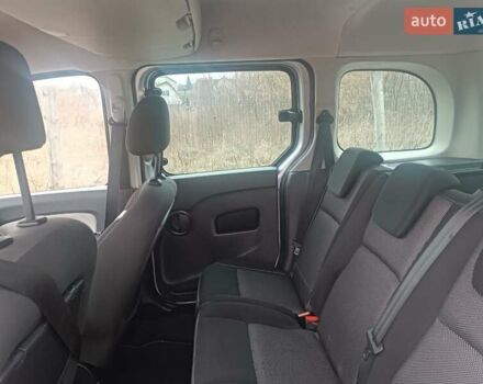 Серый Рено Кенгу, объемом двигателя 1.5 л и пробегом 172 тыс. км за 10200 $, фото 28 на Automoto.ua