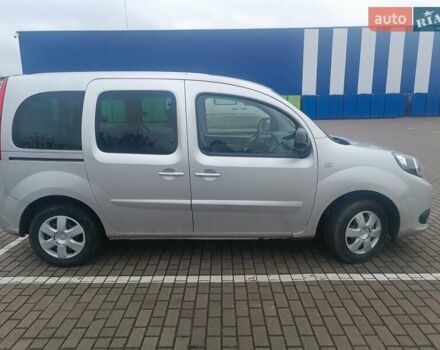 Серый Рено Кенгу, объемом двигателя 1.5 л и пробегом 172 тыс. км за 10200 $, фото 8 на Automoto.ua