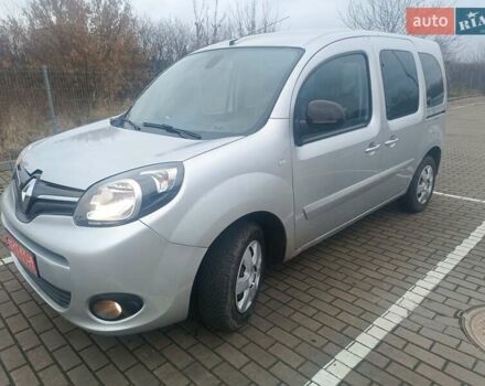 Серый Рено Кенгу, объемом двигателя 1.5 л и пробегом 172 тыс. км за 10200 $, фото 2 на Automoto.ua