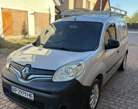 Рено Кенгу 2015 в Запорожье на Automoto.ua Серый Рено Кенгу, объемом двигателя 1.46 л и пробегом 289 тыс. км за 9999 $, фото 8 на Automoto.ua