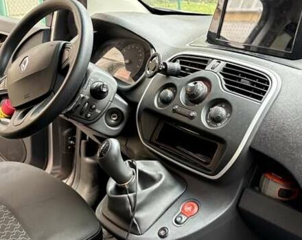 Сірий Рено Кєнгу, об'ємом двигуна 1.46 л та пробігом 330 тис. км за 10500 $, фото 6 на Automoto.ua