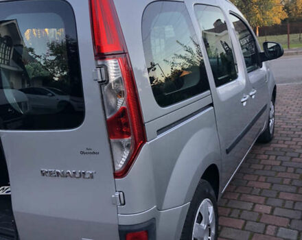 Рено Кенгу 2015 в Калуше на Automoto.ua Серый Рено Кенгу, объемом двигателя 1.2 л и пробегом 182 тыс. км за 9200 $, фото 9 на Automoto.ua