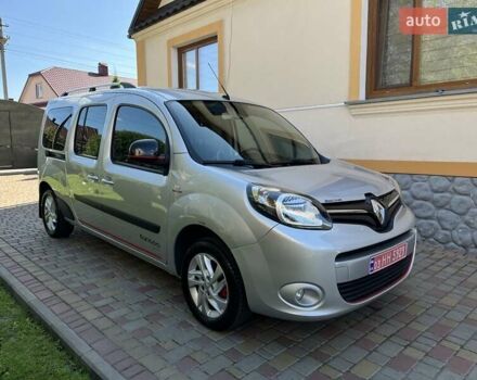 Серый Рено Кенгу, объемом двигателя 1.5 л и пробегом 215 тыс. км за 13900 $, фото 4 на Automoto.ua